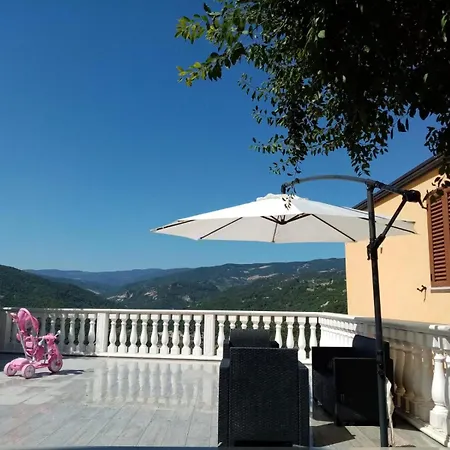 Regina Claudia Casa Holiday home *